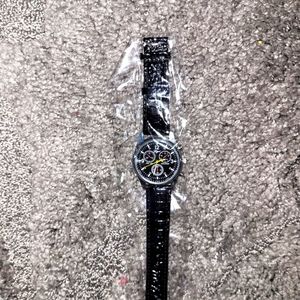 Classic Style Men's Black on Black watch